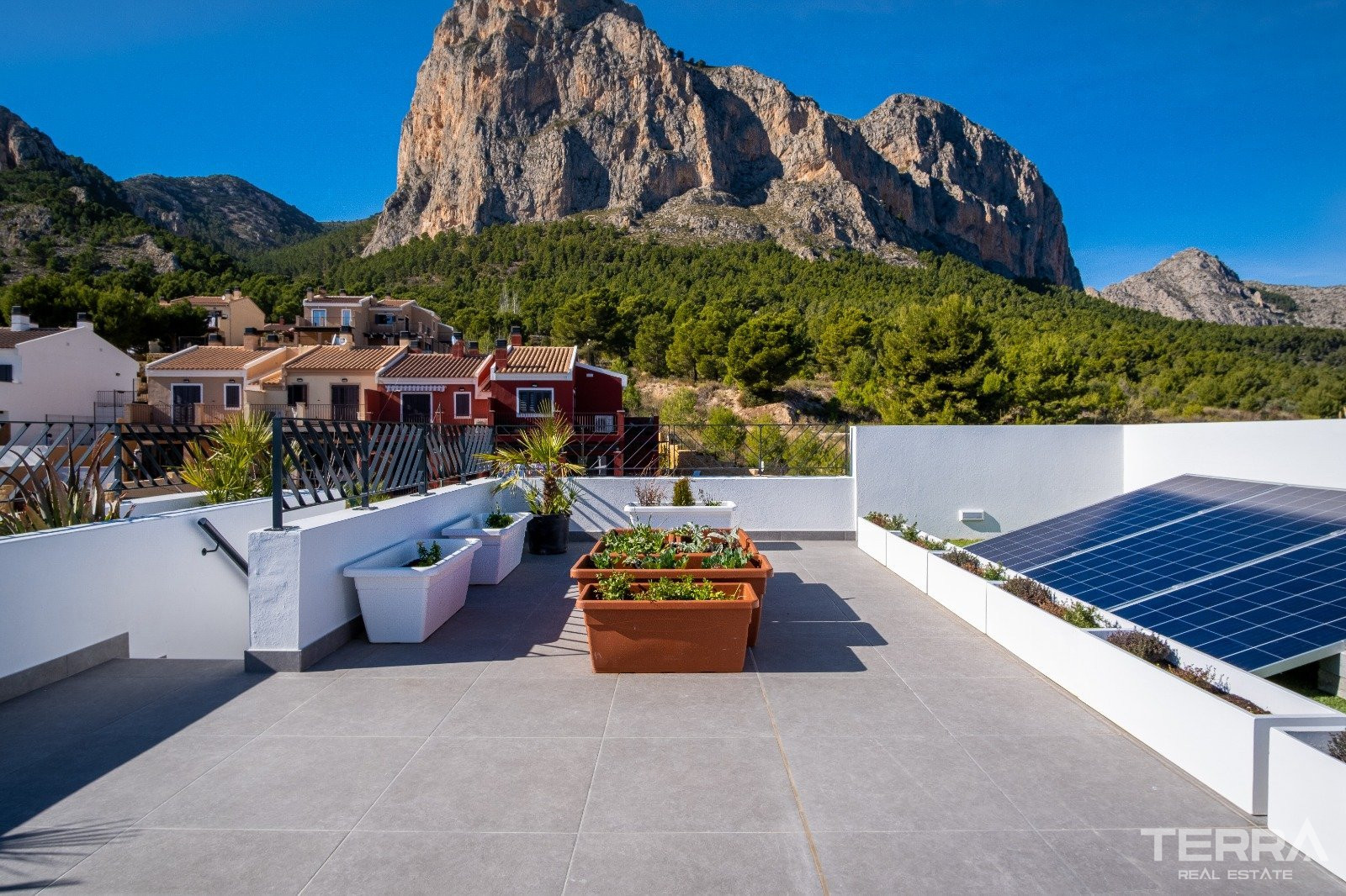 Villas for Sale in Polop, Alicante, Costa Blanca, Spain - 105505