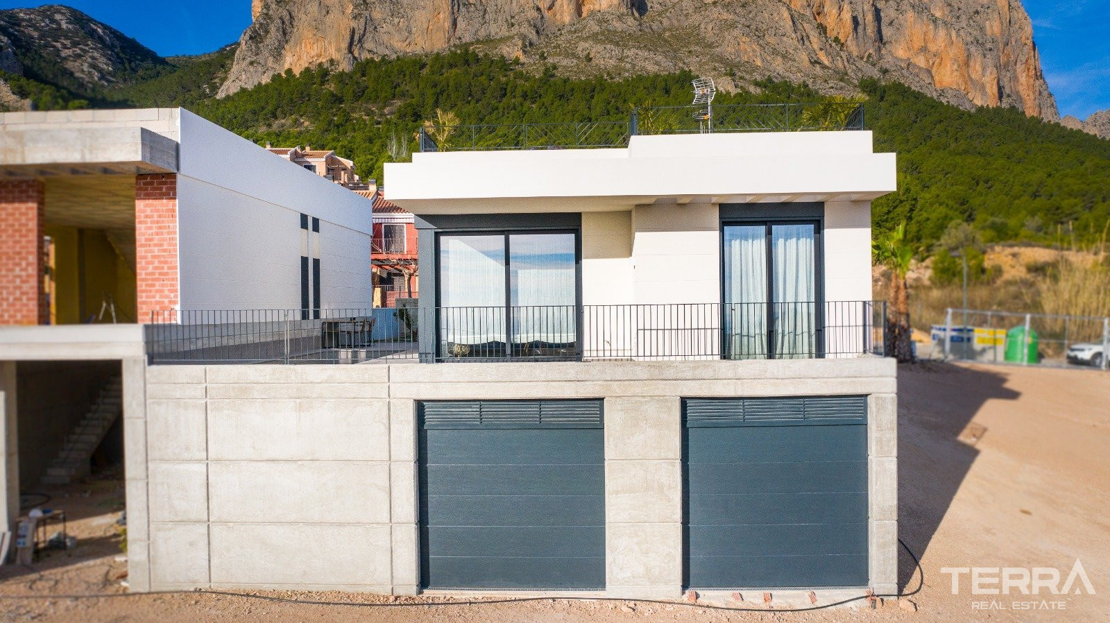 Villas for Sale in Polop, Alicante, Costa Blanca, Spain - 105509