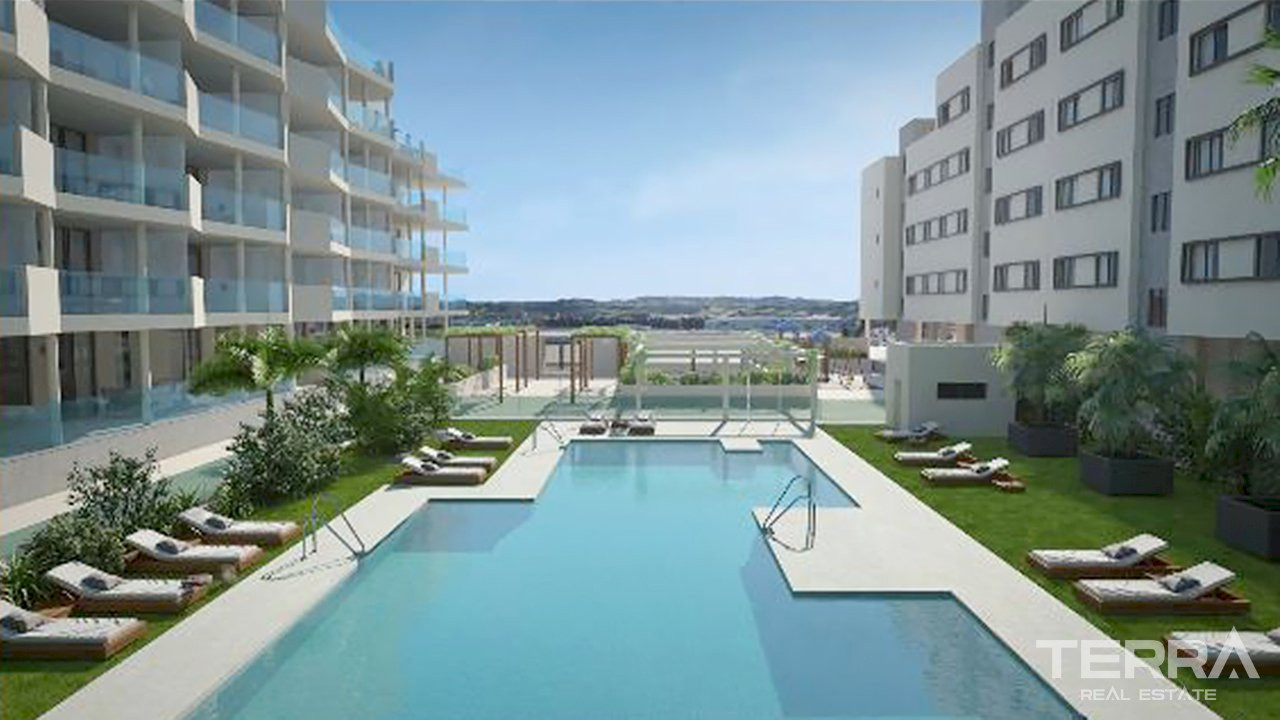 Mijas Costa'da Fuengirola'ya Yakın Site İçinde Satılık Daireler - 105634