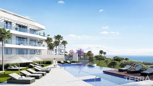 Malaga, Mijas, Costa del Sol'da Deniz Manzaralı Ferah Daireler
