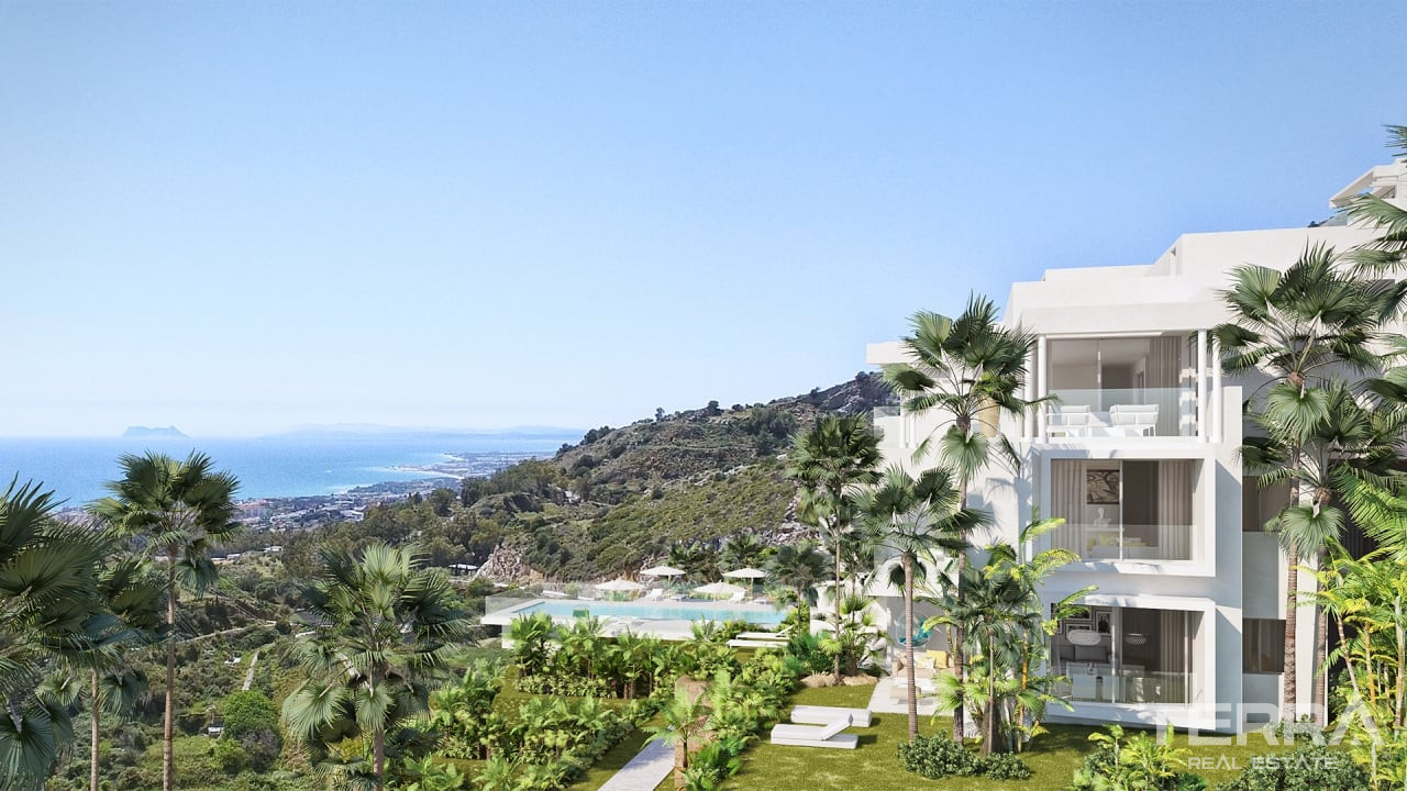 Sea View Apartments for Sale in Ojen, Marbella, Spain - 105678