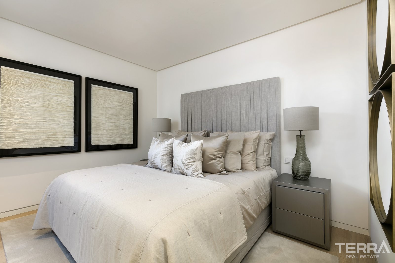 Sea View Apartments for Sale in Ojen, Marbella, Spain - 105690