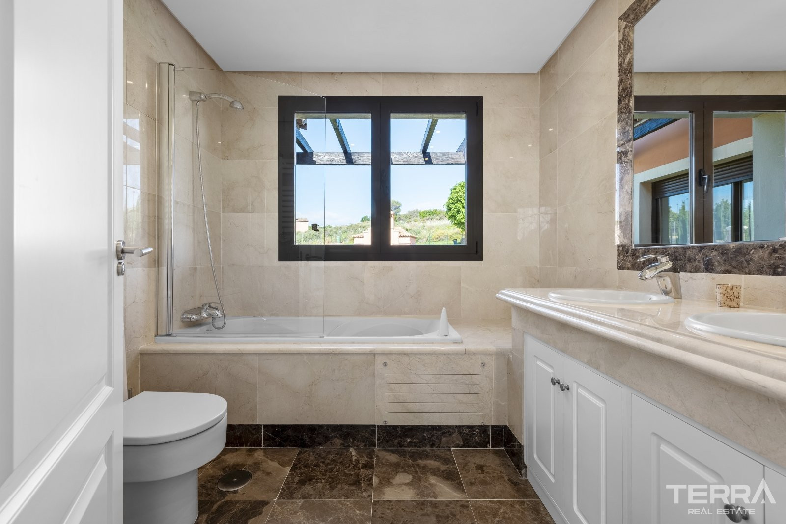 Golfhuviloita myynnissä Esteponassa, Málaga, Espanja - 105737