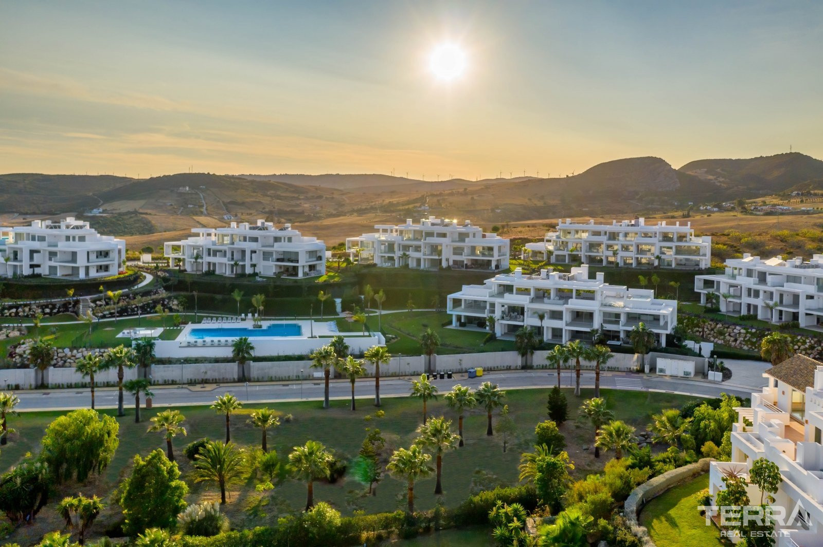 Malaga, Casares, Costa del Sol’da Deniz Manzaralı Konforlu Daireler - 105754