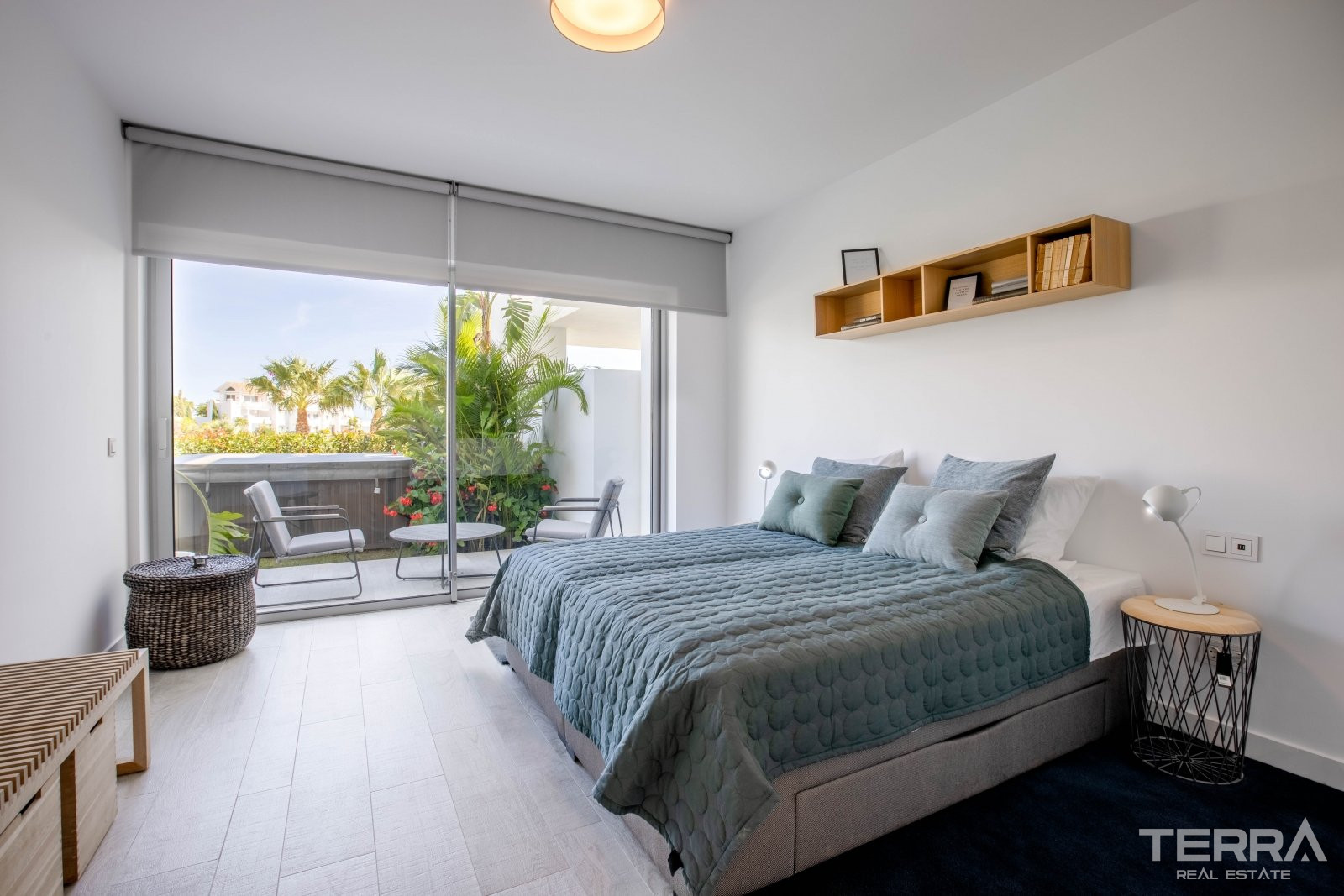 Malaga, Casares, Costa del Sol’da Deniz Manzaralı Konforlu Daireler - 105763