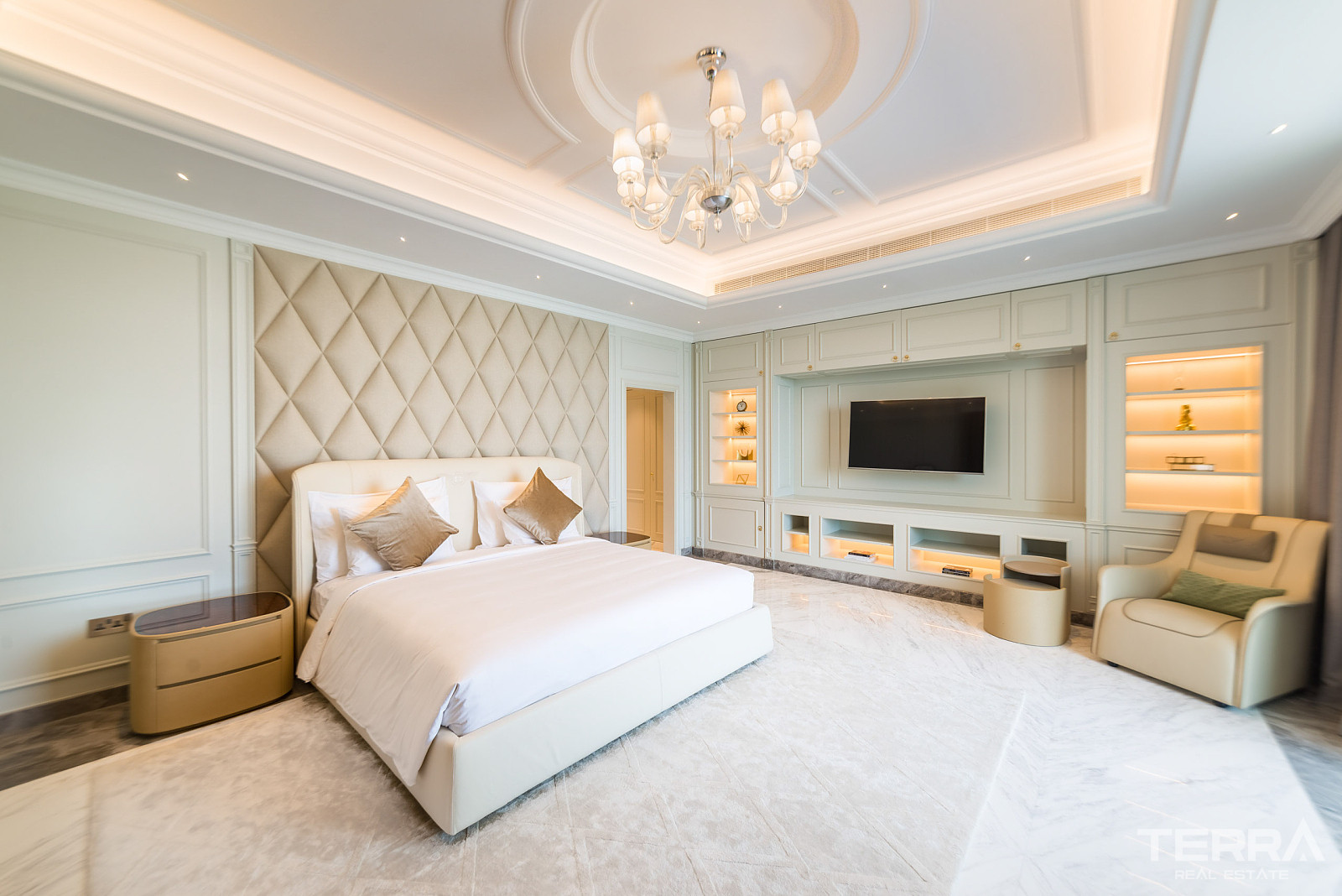 Eksklusiv villa til salg på The World Islands, Dubai, UAE - 105811