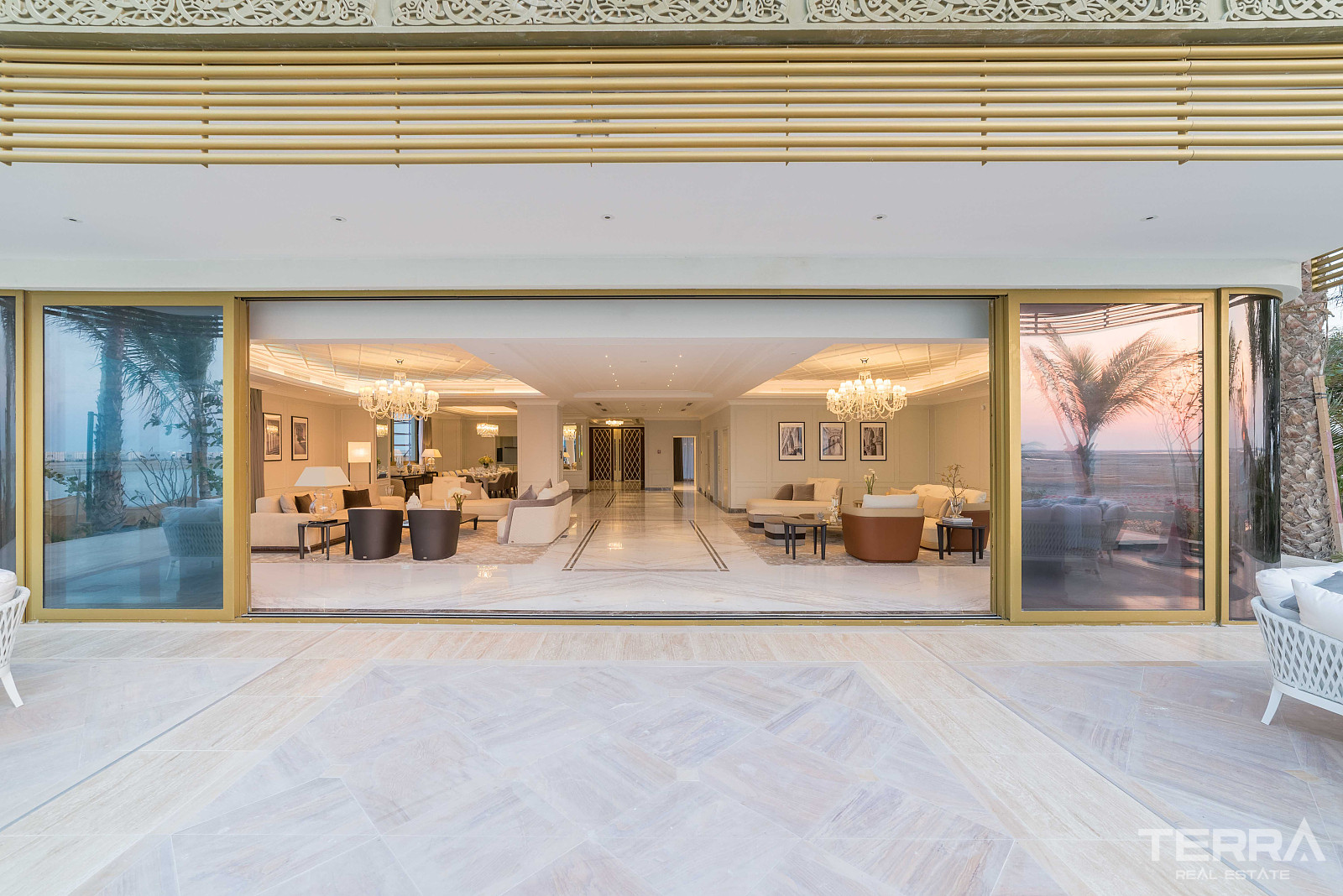 Eksklusiv villa til salg på The World Islands, Dubai, UAE - 105815