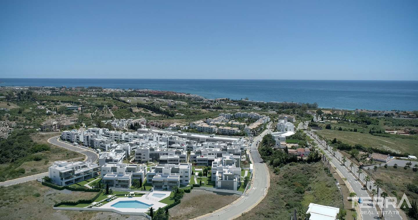 Sea View Apartments for Sale in Estepona, Costa del Sol, Spain - 105967