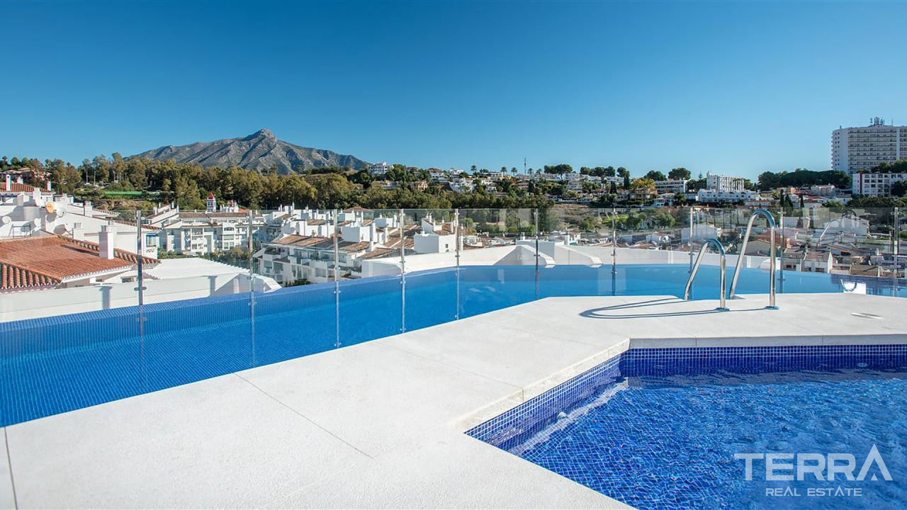 Apartments with Sea View for Sale in Marbella, Málaga, Spain - 106094