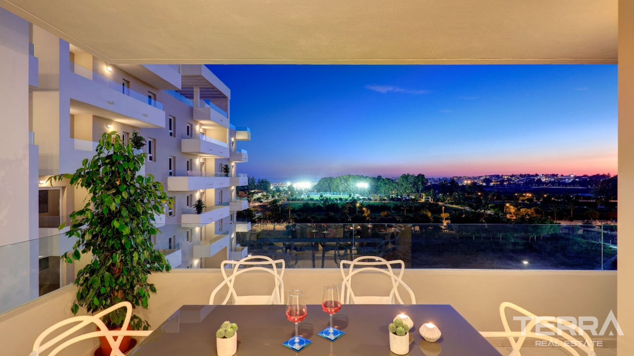 Apartments with Sea View for Sale in Marbella, Málaga, Spain - 106098
