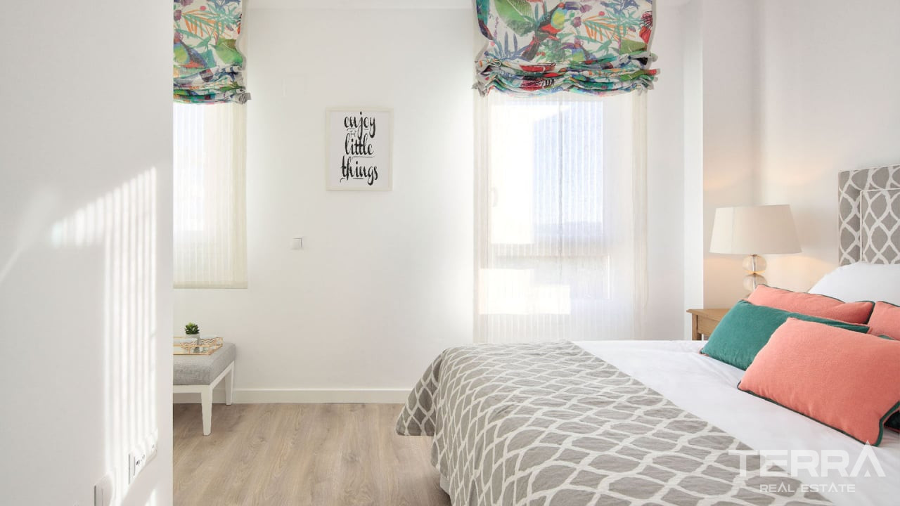 Apartments with Sea View for Sale in Marbella, Málaga, Spain - 106104