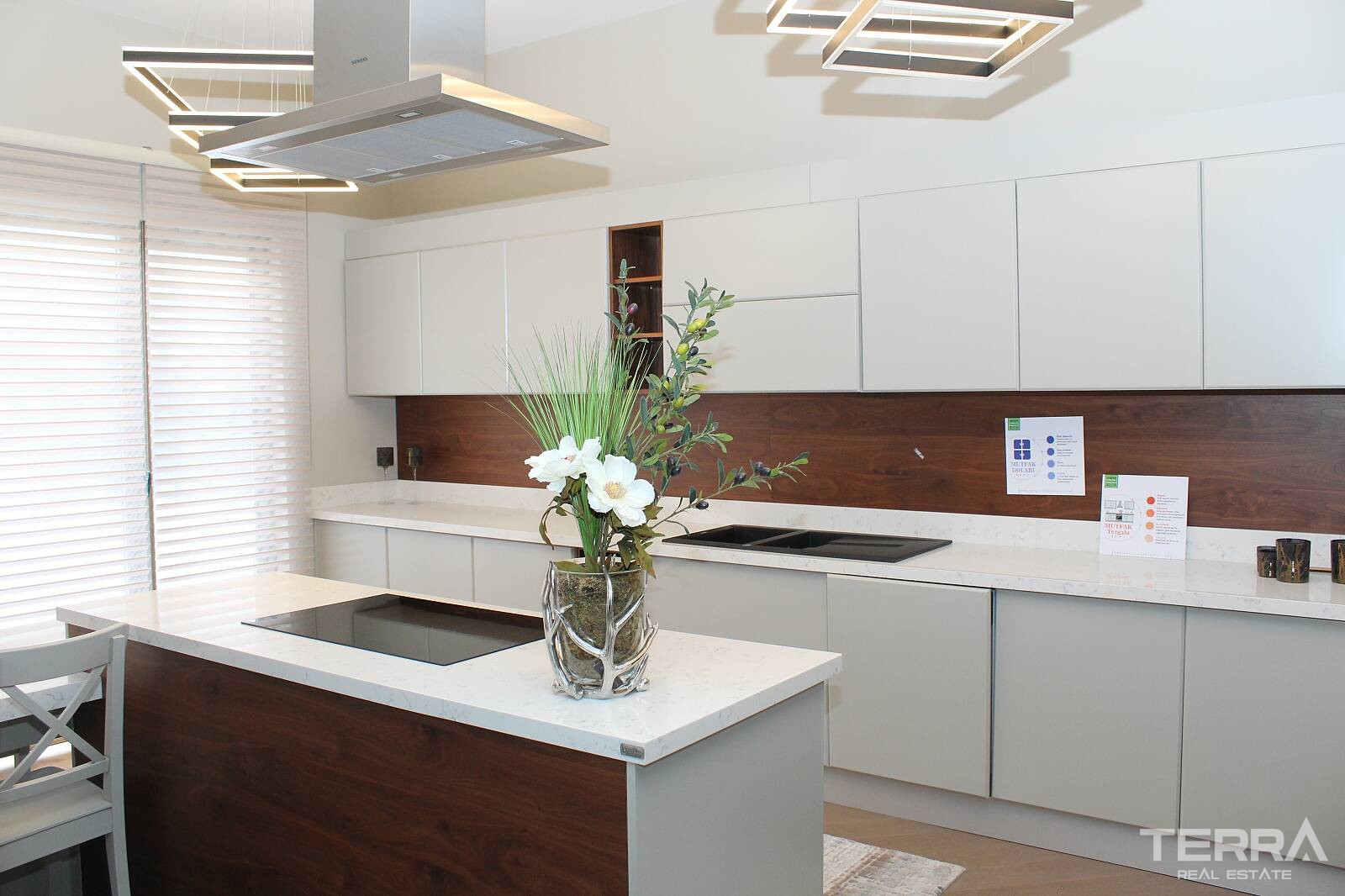 Apartments with Valley-View for Sale in Çankaya, Ankara, Turkey - 106134