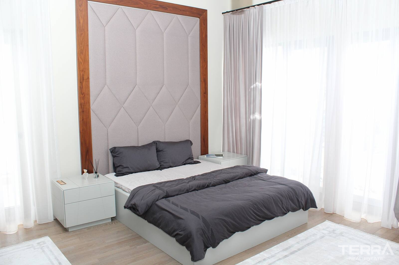 Apartments with Valley-View for Sale in Çankaya, Ankara, Turkey - 106143