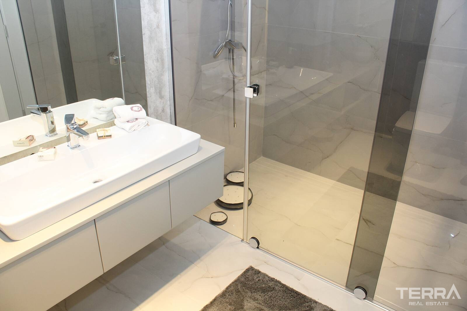 Apartments with Valley-View for Sale in Çankaya, Ankara, Turkey - 106149