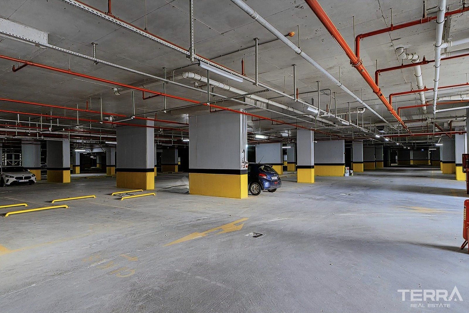 Centrally Located Apartments in Konak, Izmir, Turkey - 106378