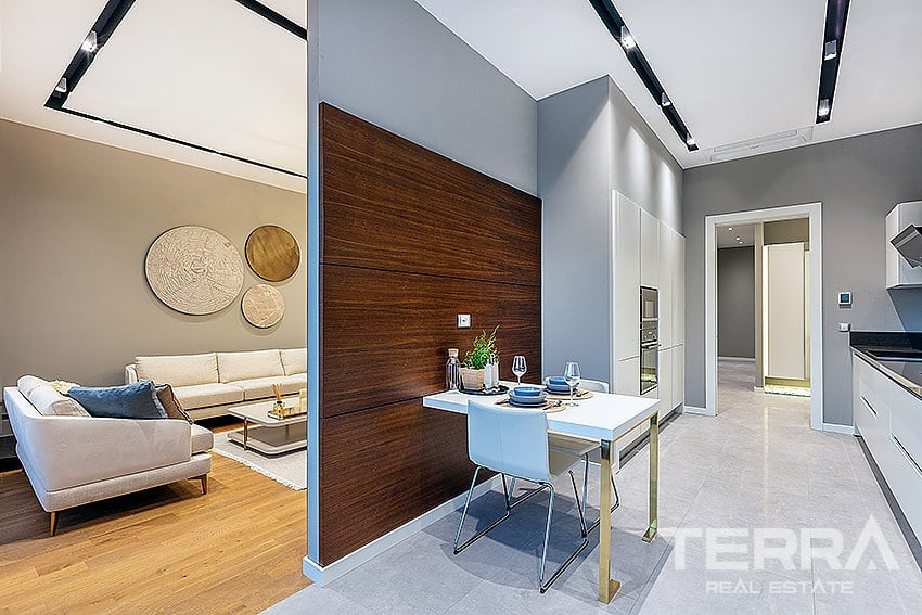 Apartments with Sea-view for Sale in central Konak, İzmir, Turkey - 106427
