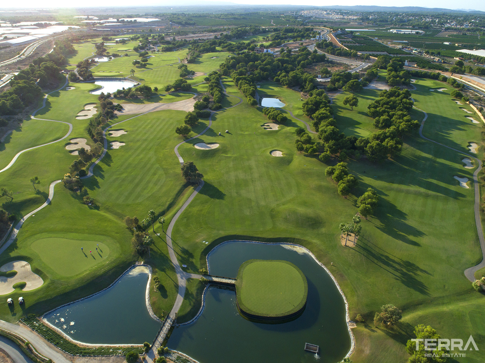Golf Villas for Sale in Pilar de la Horadada, Costa Blanca, Spain - 106491
