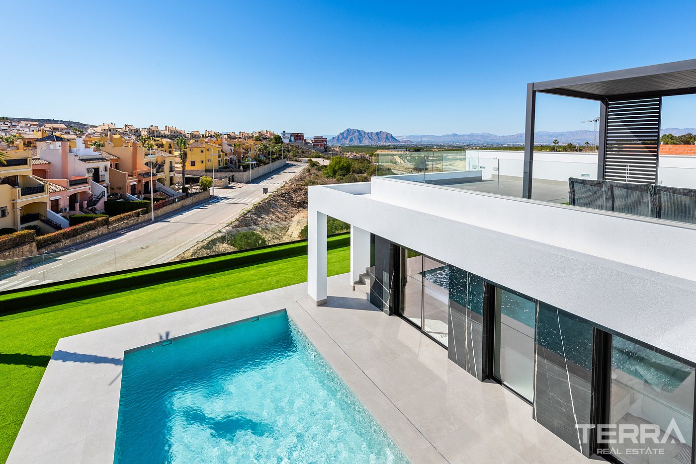 Villaer med private pools til salg i Algorfa, Alicante, Spanien - 106595