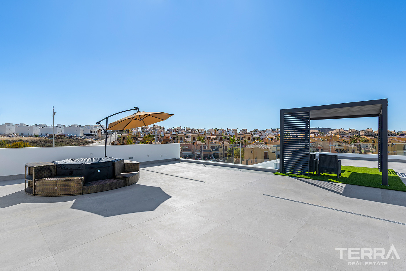 Villaer med private pools til salg i Algorfa, Alicante, Spanien - 106601