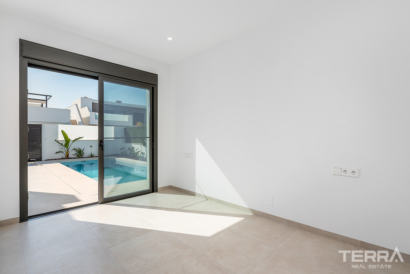 Viller med private pools til salg i Los Alcázares, Murcia, Spanien - 106703