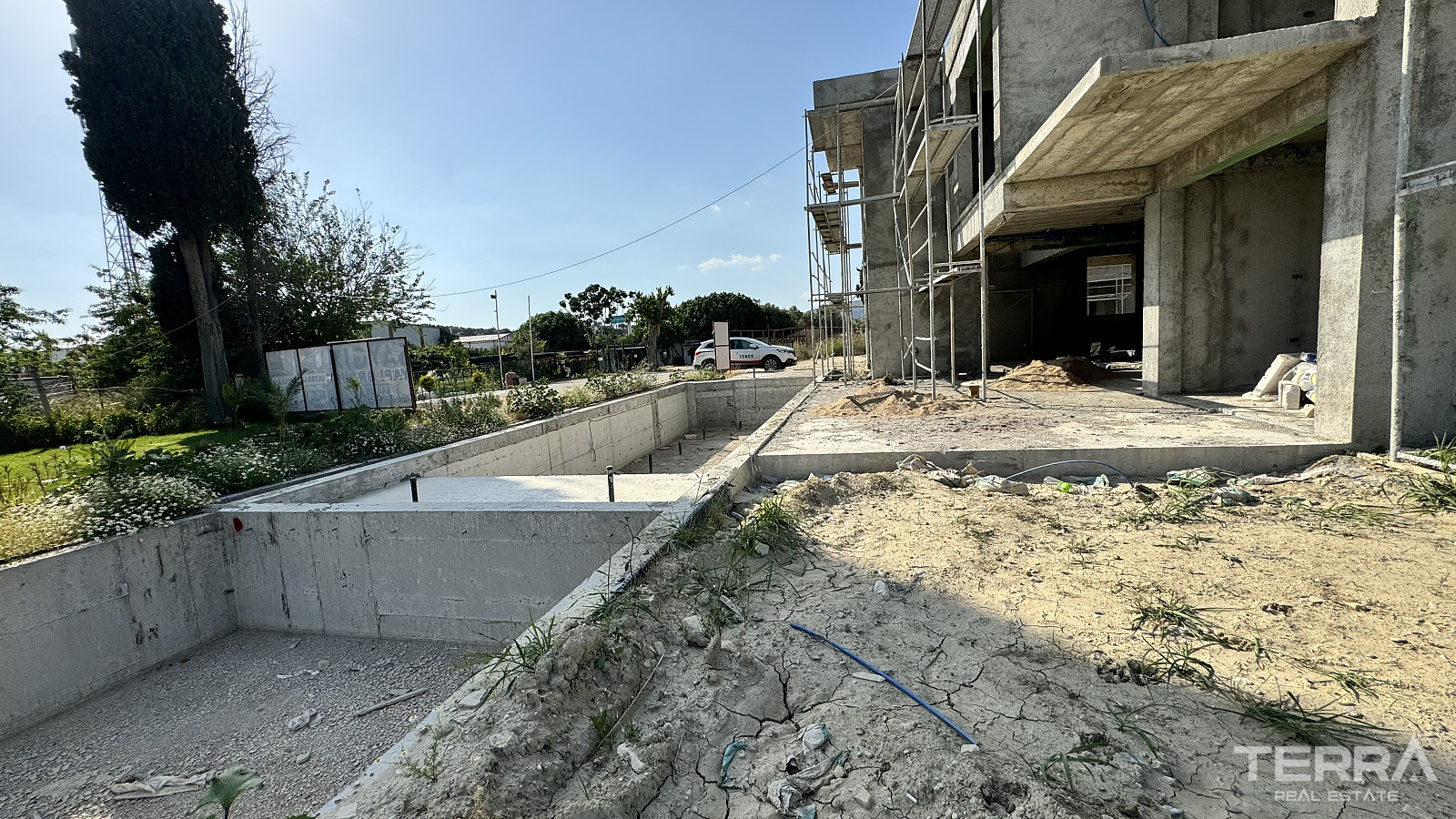 Kuşadası'nda Tüm Olanaklara Yürüme Mesafesinde Müstakil Villalar - 107354
