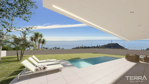 Villa med panoramaudsigt over havet til salg i Benalmádena, Malaga