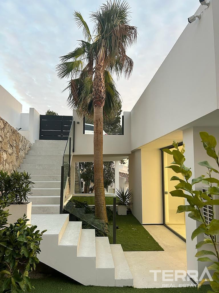 Alicante, Altea'da Deniz Manzaralı Anahtar Teslim Müstakil Villa - 107520