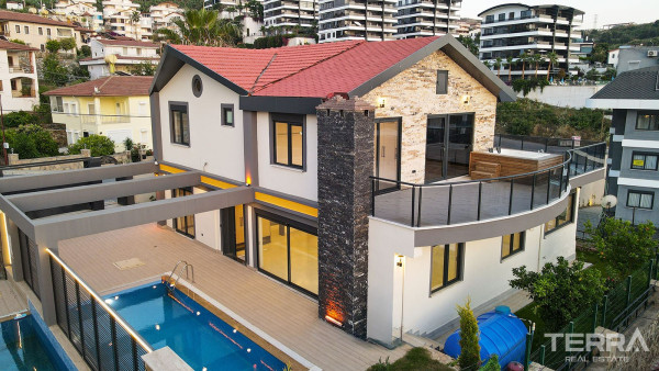 Sea View Villa for Sale in Kargıcak, Alanya, Turkey