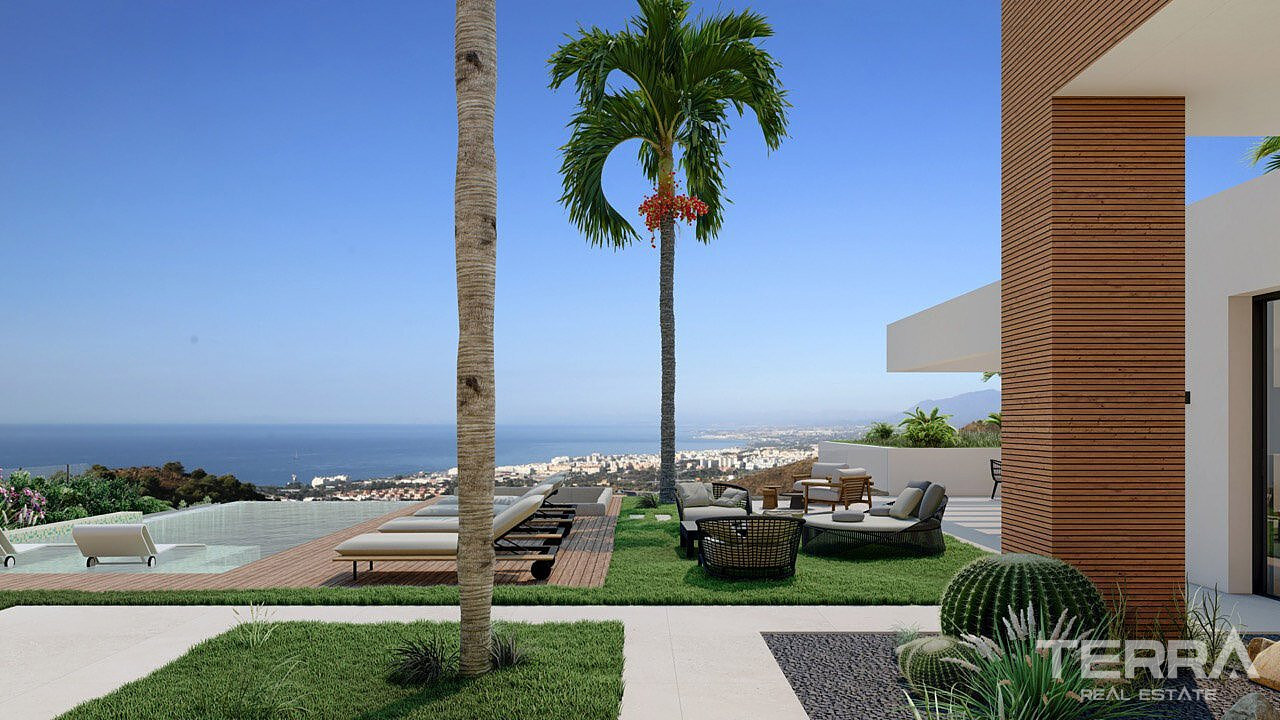 Villa with Sea View for Sale in Marbella, Spain - 108131