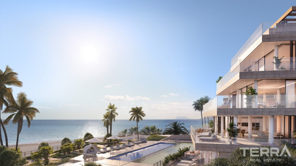 Estepona, Costa del Sol'da Denize Sıfır Satılık Modern Daireler