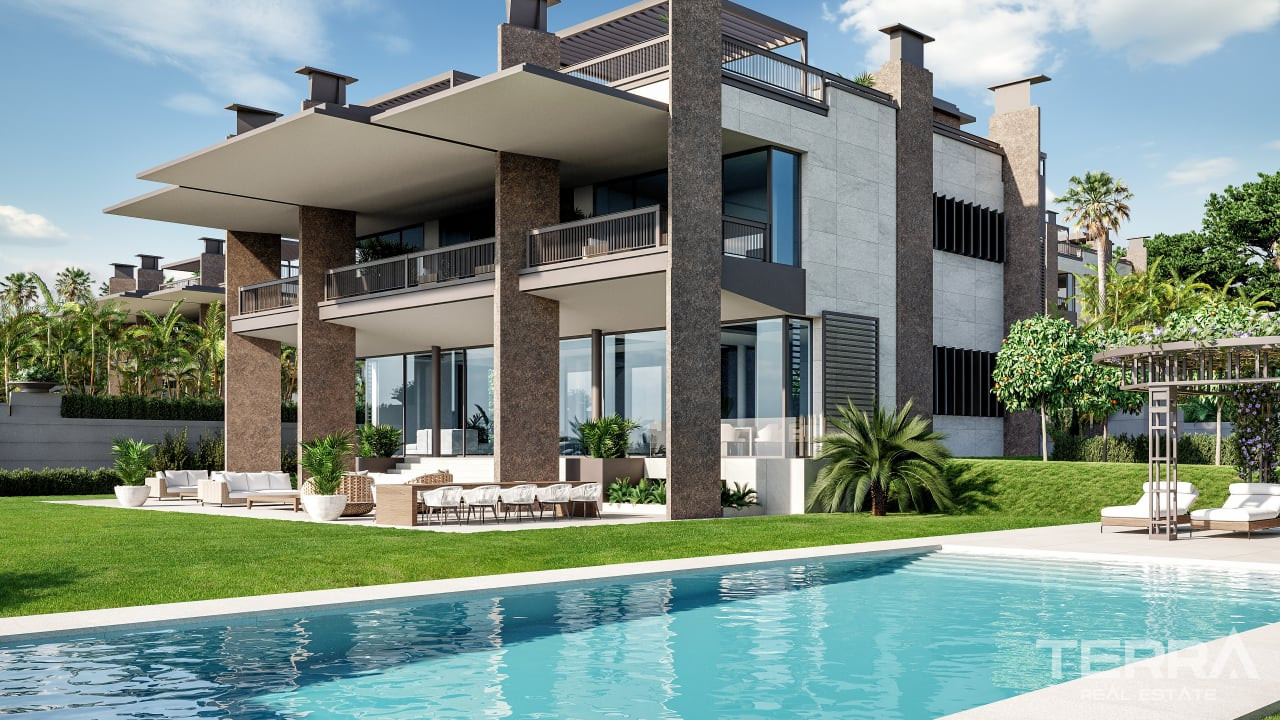 Villas with Private Pools for Sale in Marbella, Costa del Sol, Spain - 108170