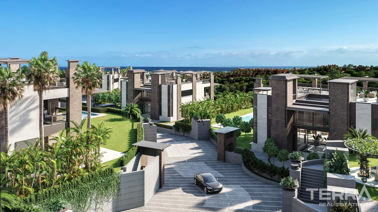 Villas with Private Pools for Sale in Marbella, Costa del Sol, Spain - 108185