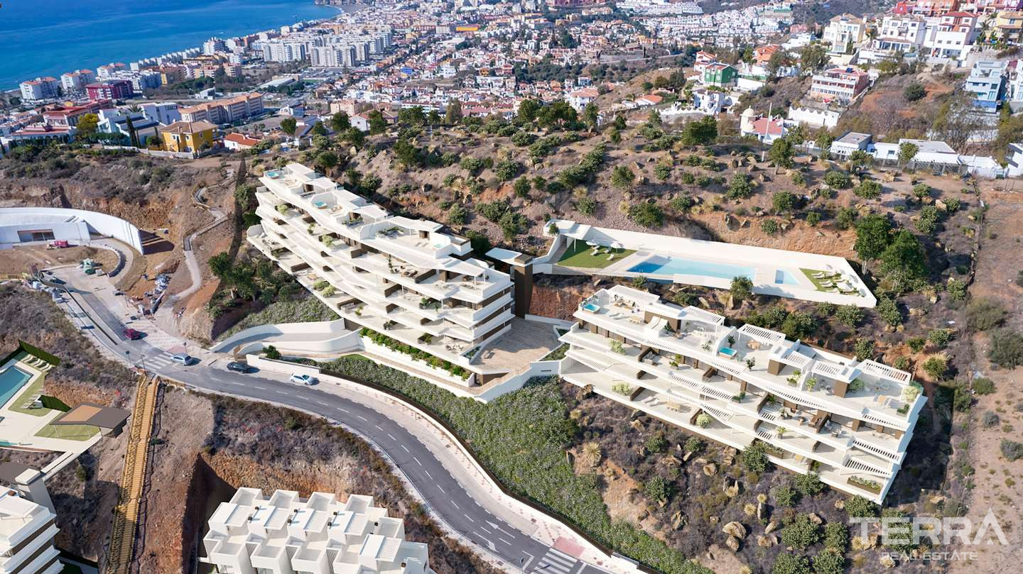 Malaga, Rincon de La Victoria'da Deniz Manzaralı Satılık Daireler - 108210