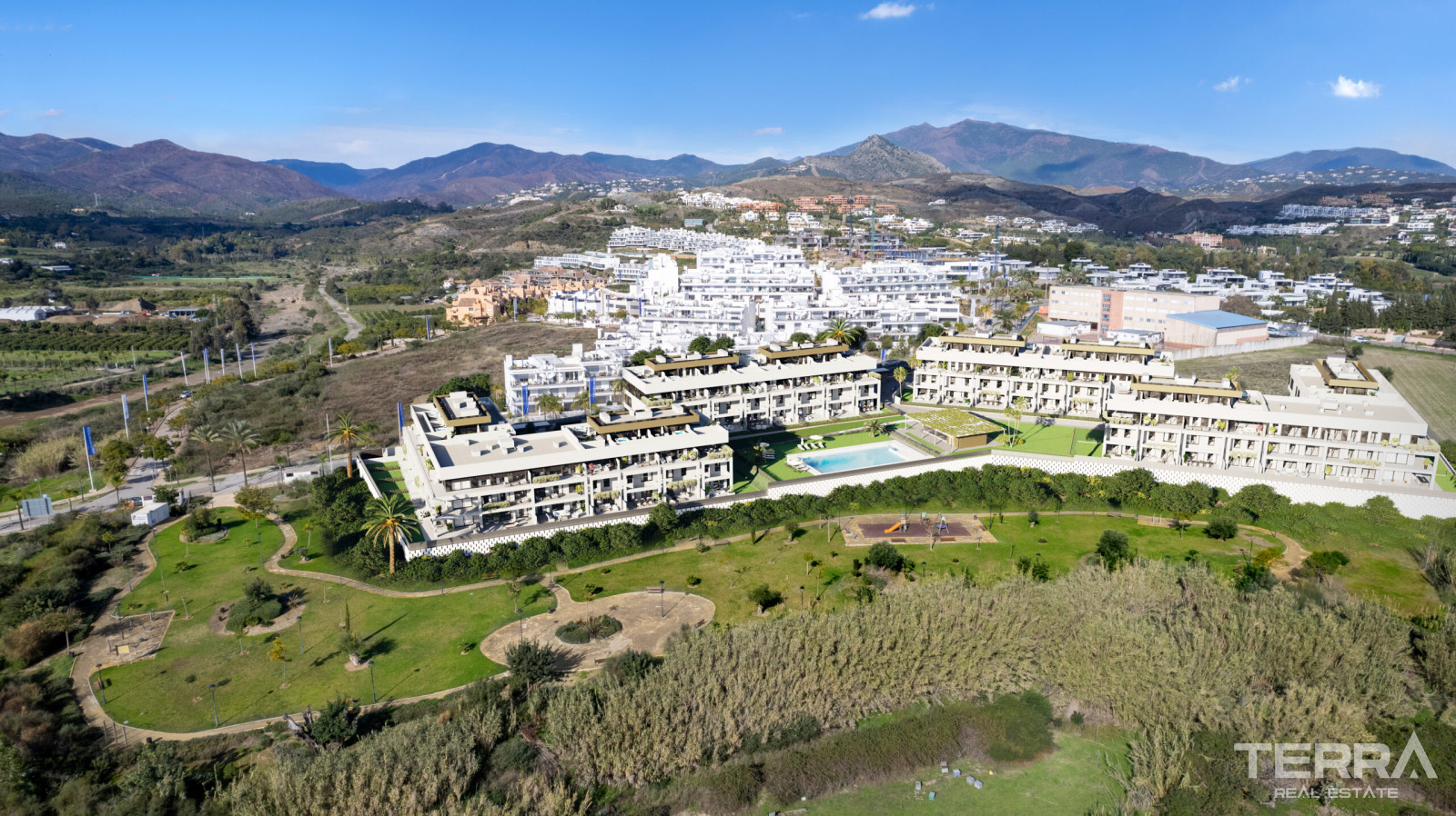Leiligheter med havutsikt til salgs i Estepona, Málaga, Spania - 108414
