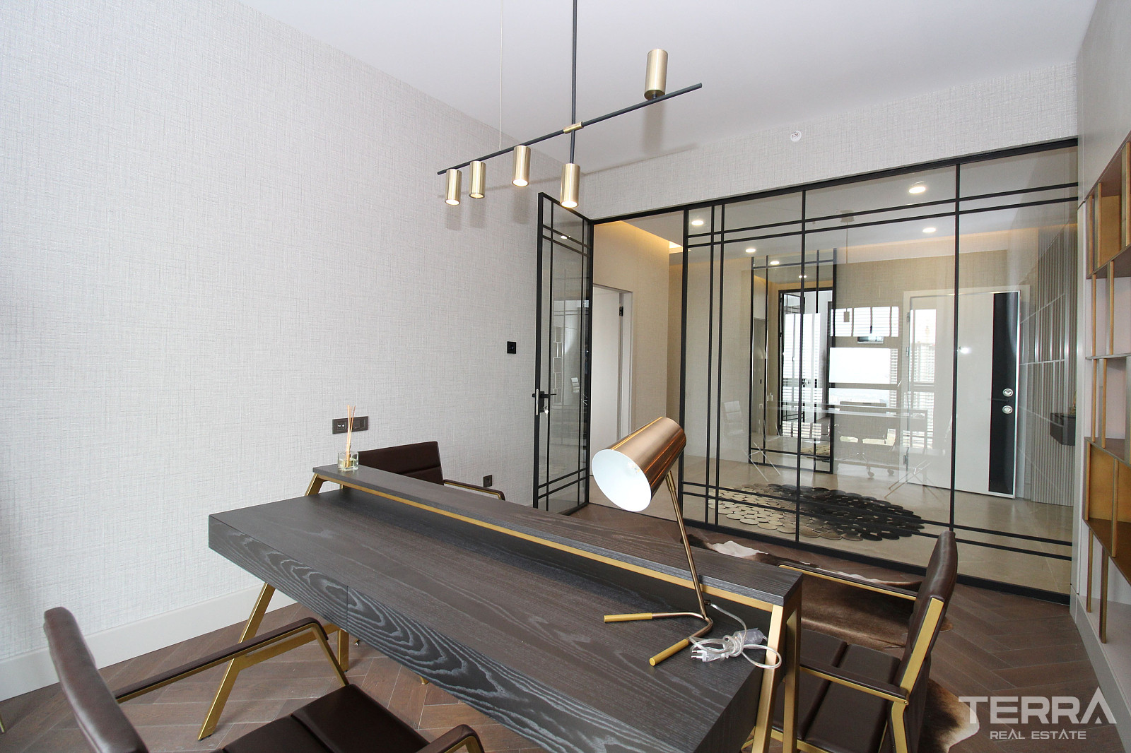 Apartments for Sale in Çankaya, Ankara, Turkey - 108764
