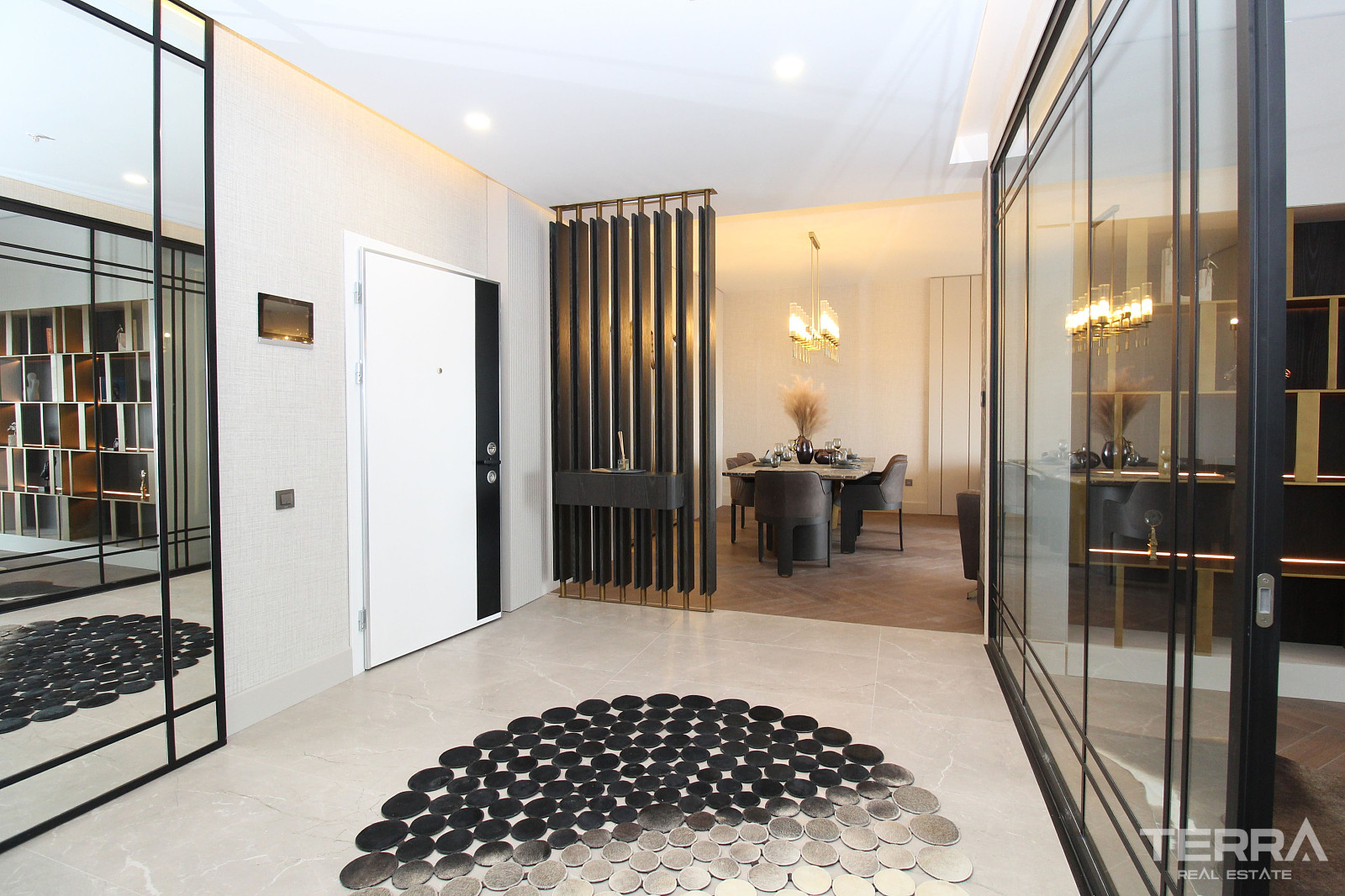 Apartments for Sale in Çankaya, Ankara, Turkey - 108765
