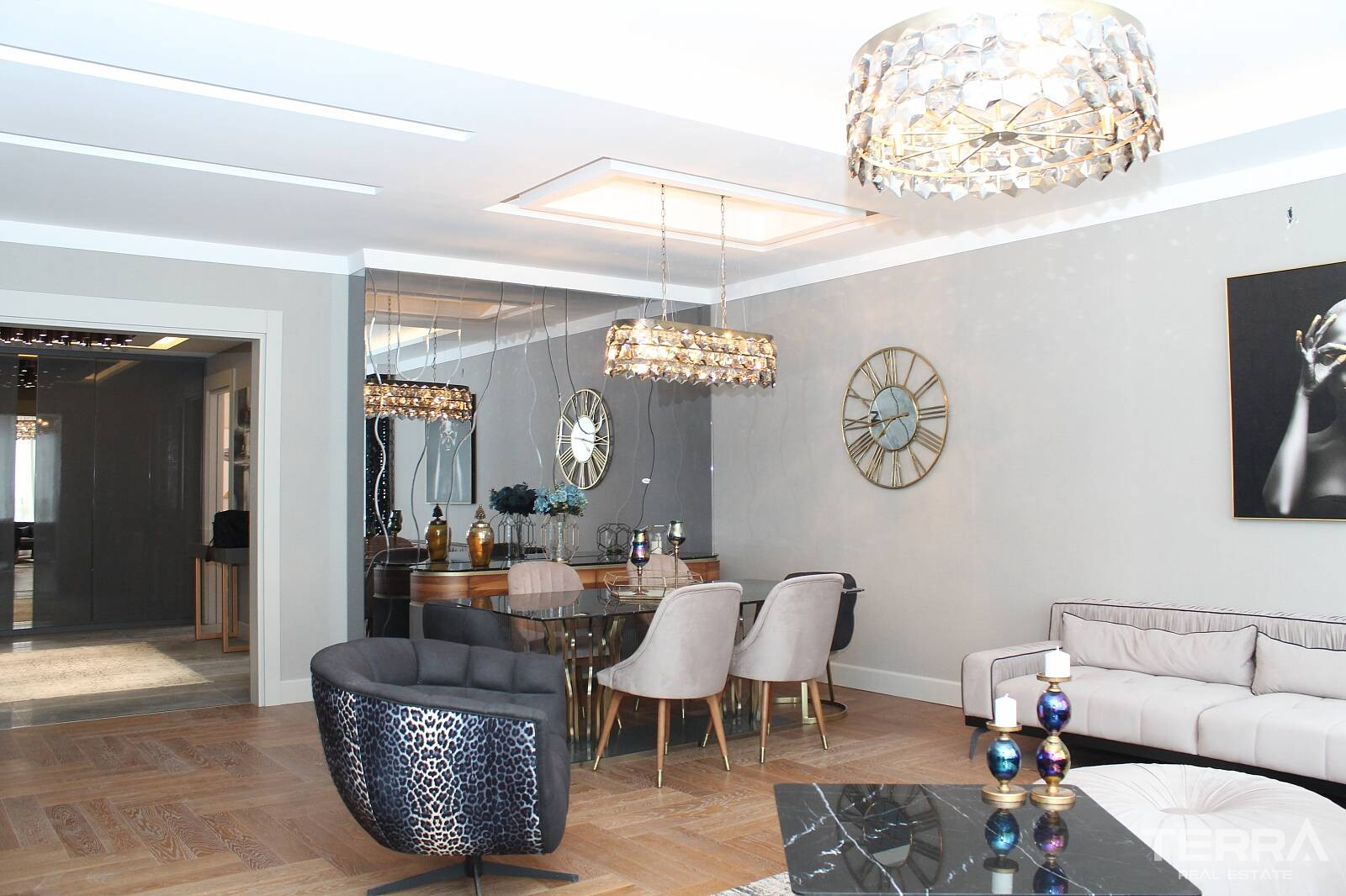 Ankara, Çankaya'da Anahtar Teslim Satılık Merkezi Daireler - 108891