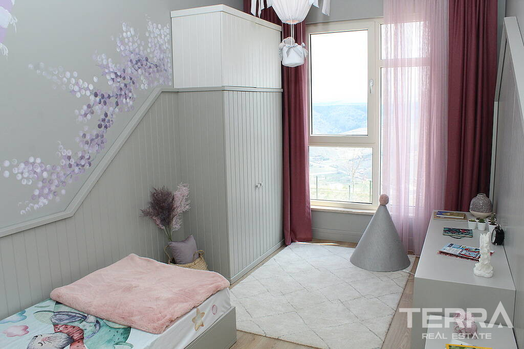 Apartments with Lake View for Sale in Ankara, Çankaya, Turkey - 108947