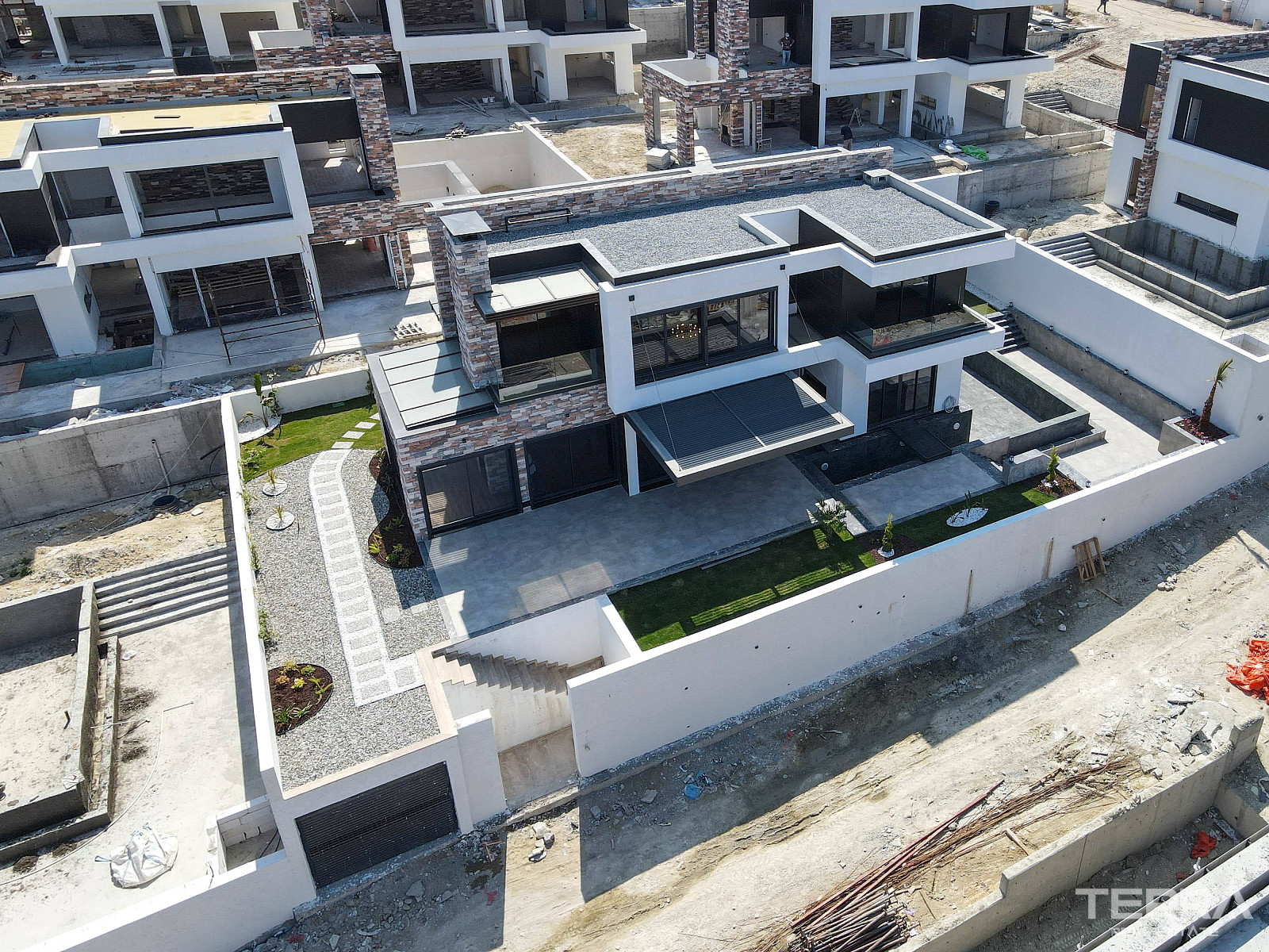 Sea View Villas for Sale in Kuşadası, Aydın, Turkey - 109069