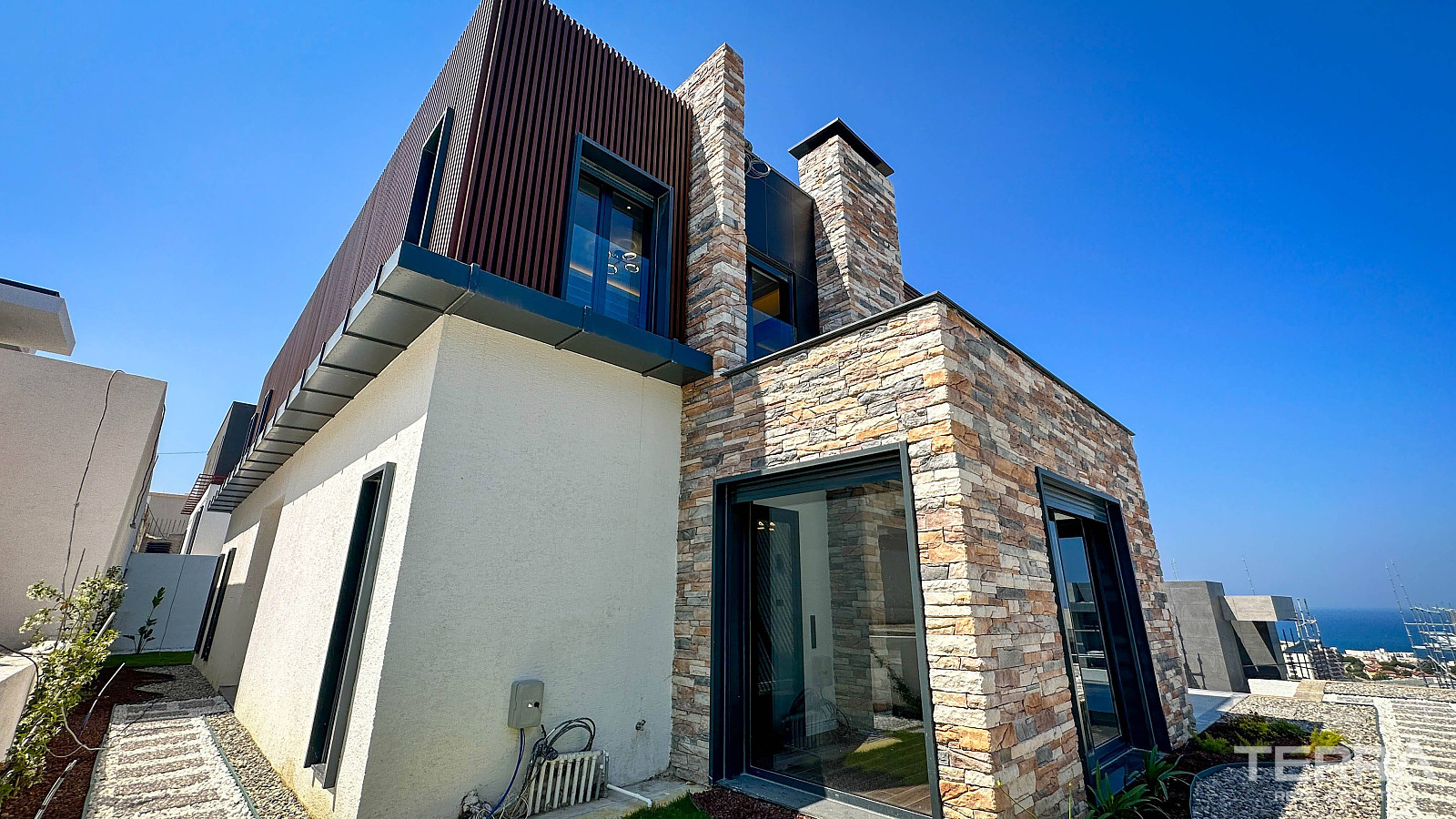 Sea View Villas for Sale in Kuşadası, Aydın, Turkey - 109078