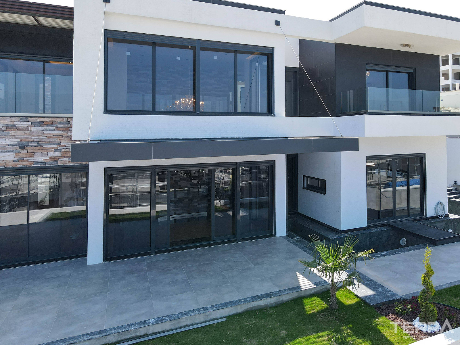 Sea View Villas for Sale in Kuşadası, Aydın, Turkey - 109083