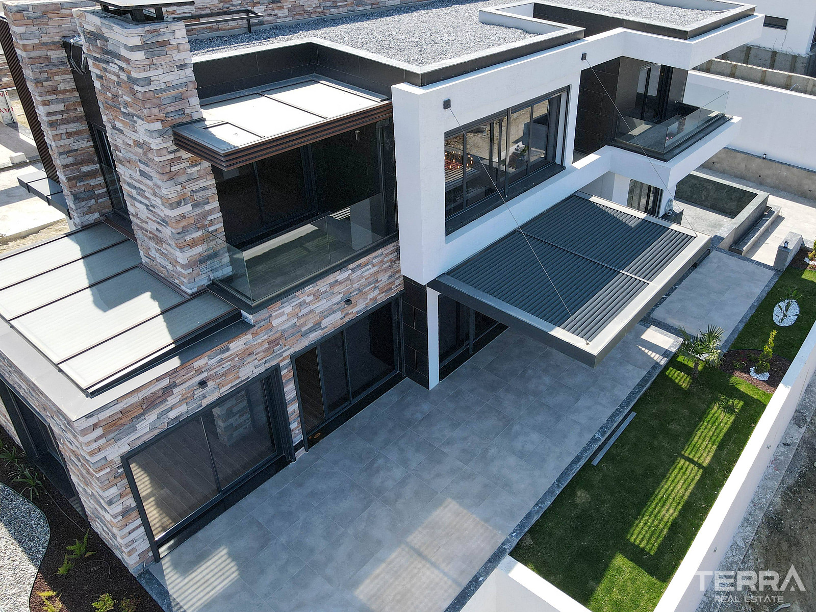 Sea View Villas for Sale in Kuşadası, Aydın, Turkey - 109084