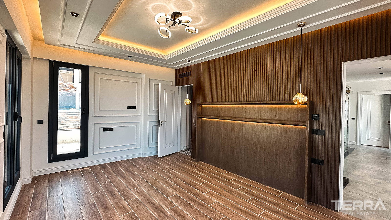 Sea View Villas for Sale in Kuşadası, Aydın, Turkey - 109124
