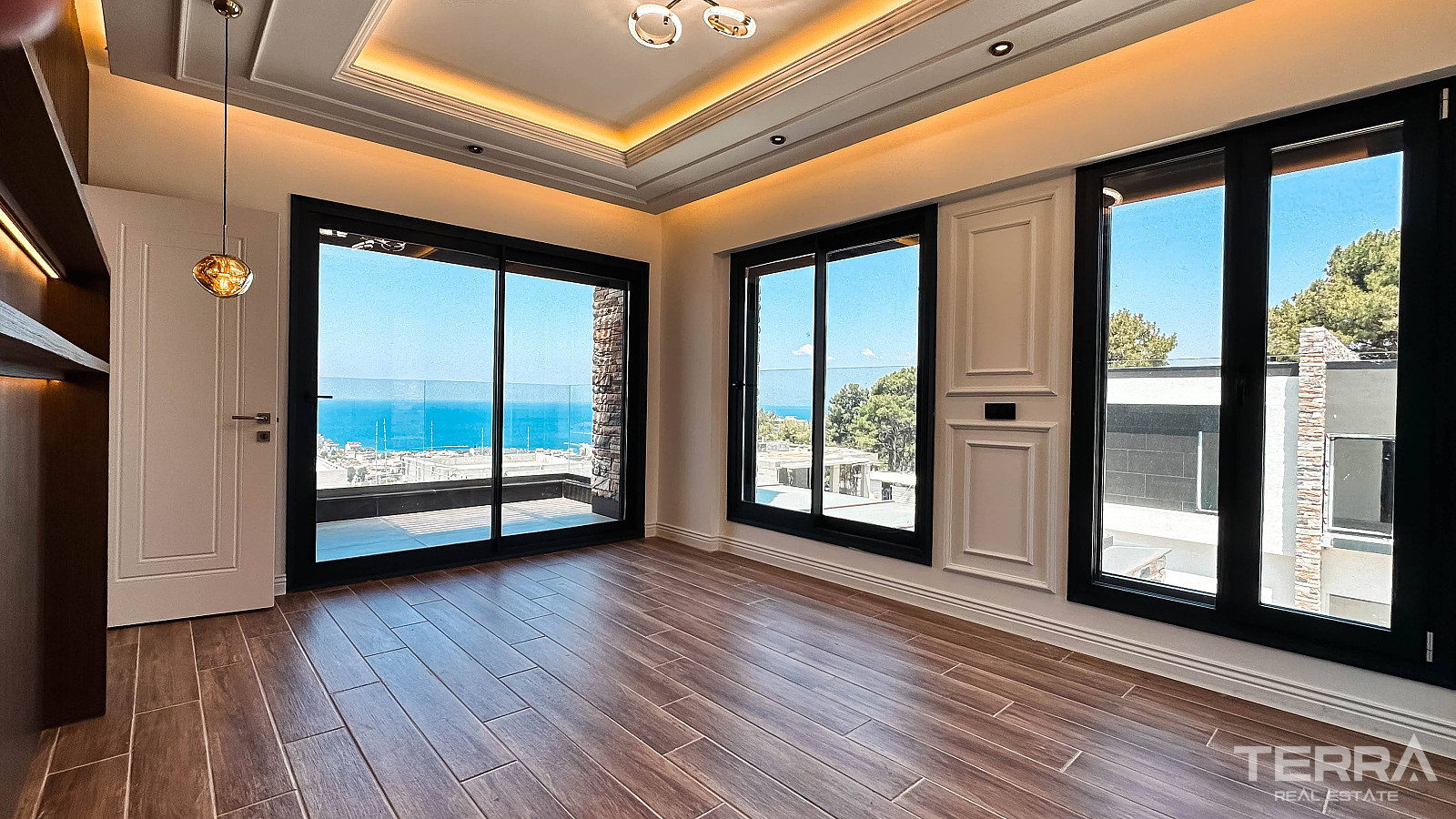 Sea View Villas for Sale in Kuşadası, Aydın, Turkey - 109126