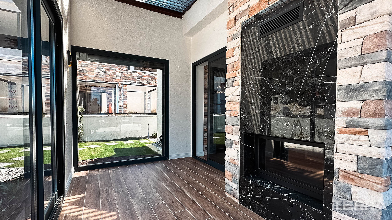 Sea View Villas for Sale in Kuşadası, Aydın, Turkey - 109148