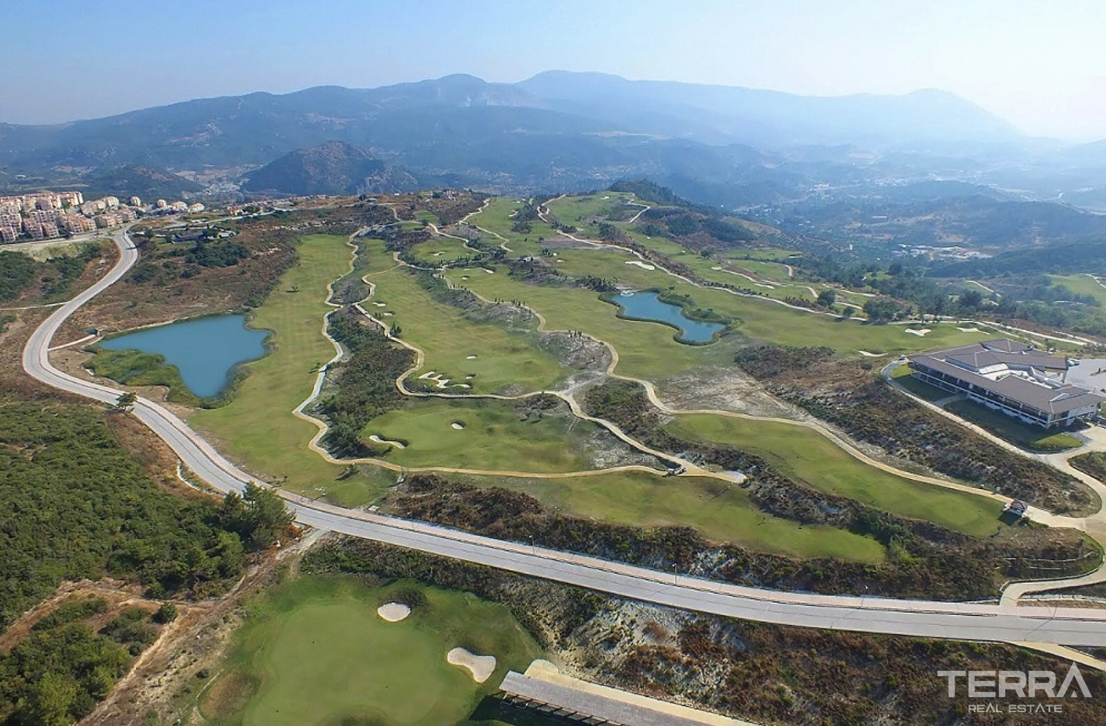 Aydın, Kuşadası'nda Doğa Manzaralı Satılık Golf Daireleri - 109270