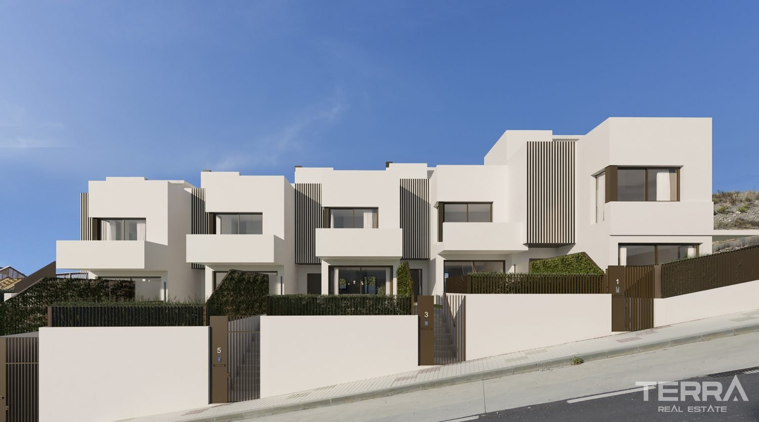 Sea View Villas for Sale in Málaga, Costa del Sol - 109466