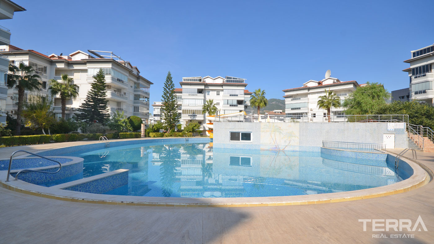 Apartment for Sale in Oba Crown Resort 1, Alanya, Turkey - 109574