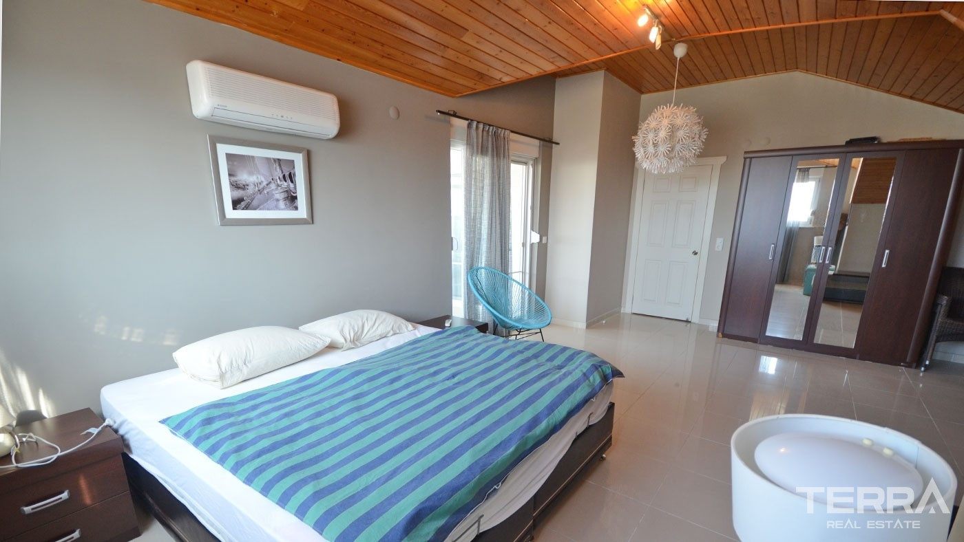 Apartment for Sale in Oba Crown Resort 1, Alanya, Turkey - 109607