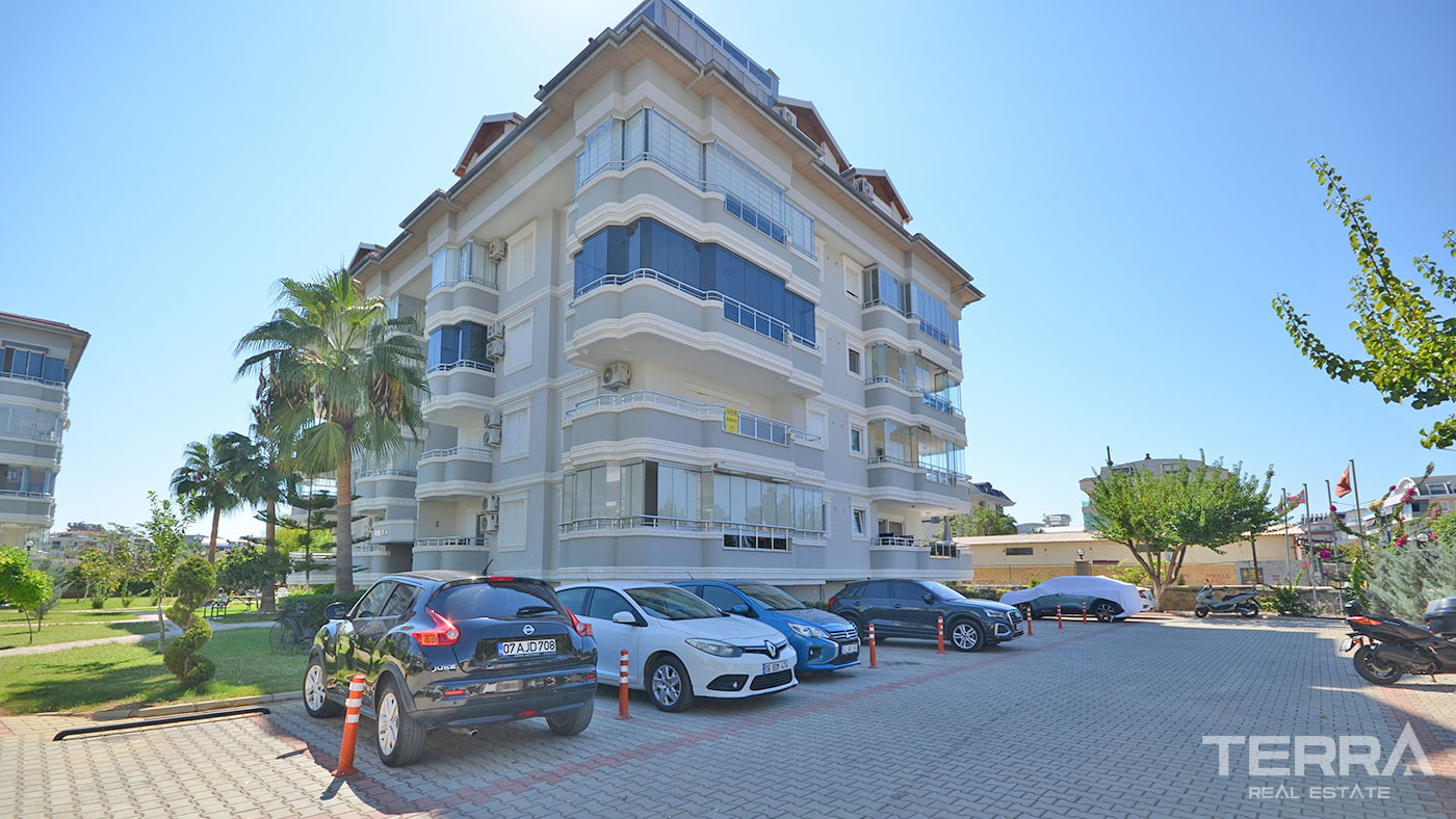 Apartment for Sale in Oba Crown Resort 3, Alanya, Turkey - 109630